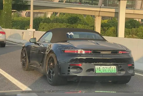 定價多少你會買！純電保時捷718亮相國內：已上正式牌照