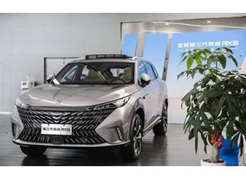 冠軍座駕“兩大首創 三大進階”實至名歸，實拍全新第三代榮威RX5