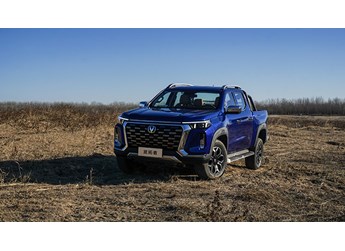 山河美學 試駕長安覽拓者皮卡