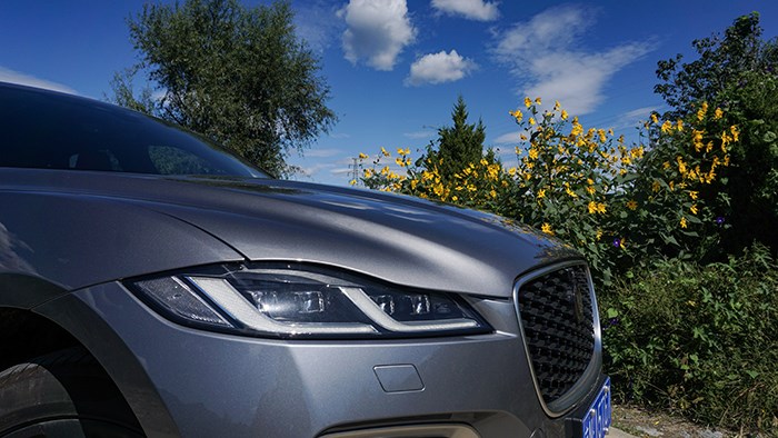 個性鮮明 捷豹F-PACE 2.0T 賽旗版評測