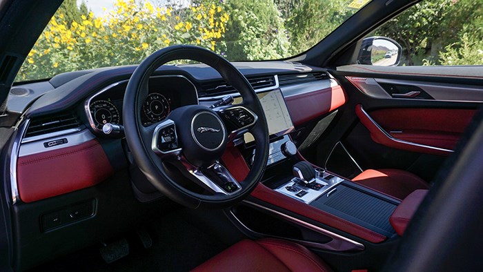 個性鮮明 捷豹F-PACE 2.0T 賽旗版評測