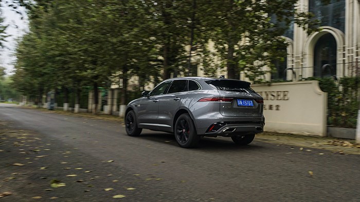 個性鮮明 捷豹F-PACE 2.0T 賽旗版評測