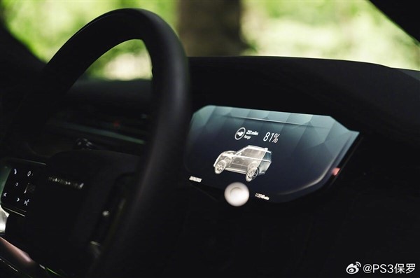 思路對了！純電路虎攬勝實車公布：和燃油版看不出什么區別