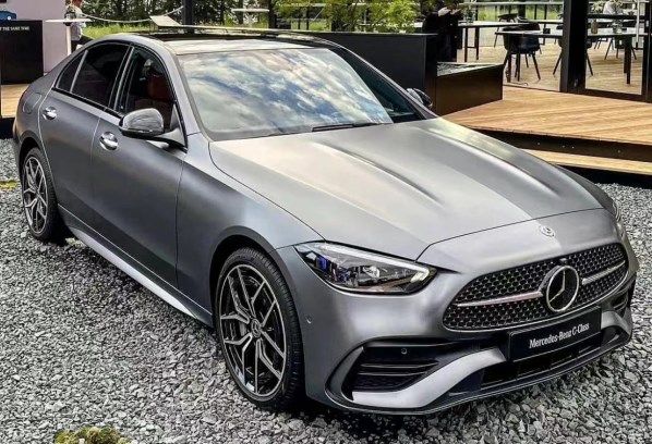 7月高端轎車排行榜出爐 BBA強(qiáng)勢(shì)霸榜 奔馳C榮登第一