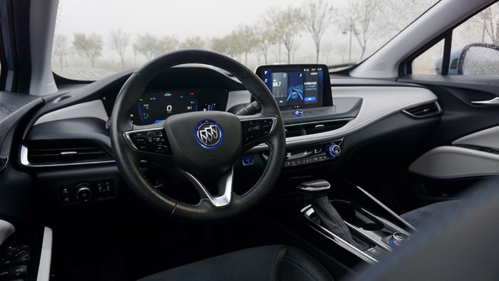 告別續航焦慮 試駕別克微藍6插電式混動