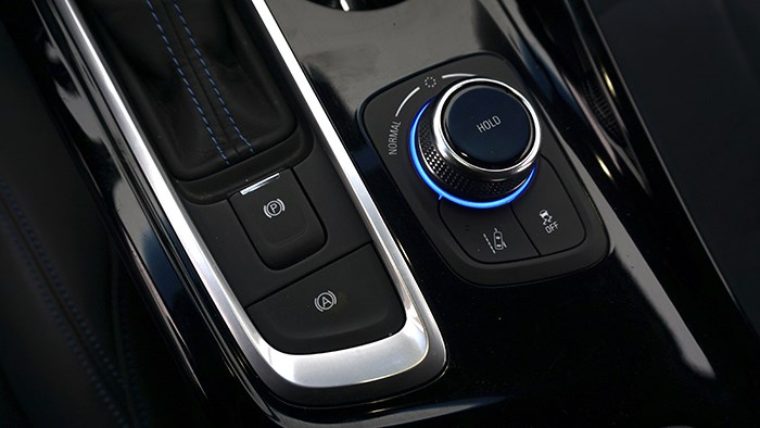 告別續航焦慮 試駕別克微藍6插電式混動