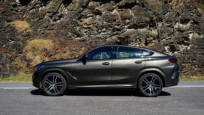 全副武裝的德系戰(zhàn)艦 BMW全新X6評測