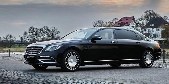 為什么邁巴赫前面還是奔馳標