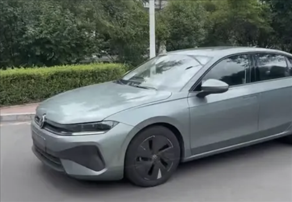 看齊大哥邁騰！全新大眾速騰實車曝光：現款12.79萬元起