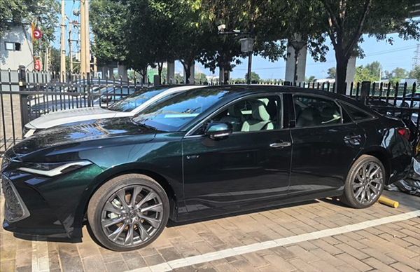 20萬級你會選嗎！新款豐田亞洲龍實車曝光：換裝大屏內(nèi)飾