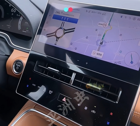 20萬級你會選嗎！新款豐田亞洲龍實車曝光：換裝大屏內(nèi)飾