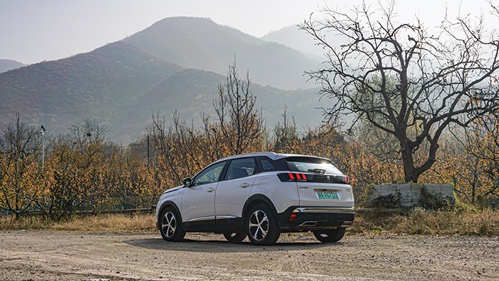 別有一番風味 試駕標致4008新能源