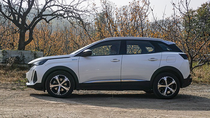 別有一番風味 試駕標致4008新能源