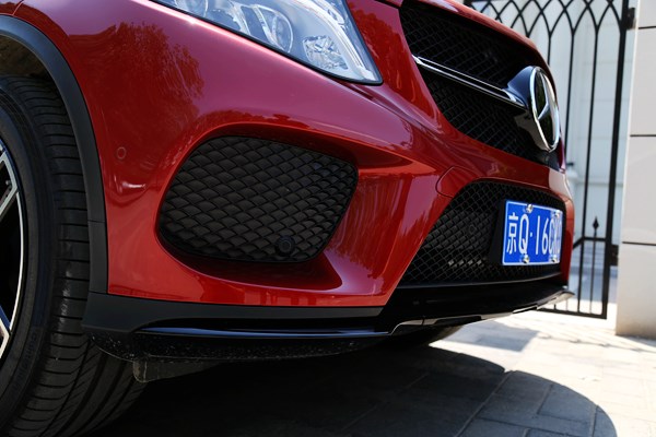 都市逍遙派 試駕奔馳GLE450 COUPE AMG