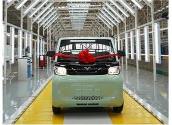 新能源MINI卡雷馳·仁T10榮耀下線，開啟城市物流新篇章！ 封面圖