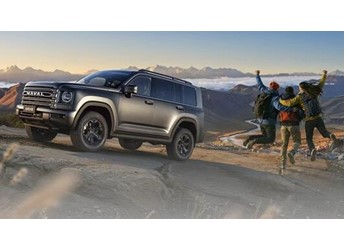 哈弗H9穿越版上市：標配AT胎+800mm涉水能力！限時只要23.29萬