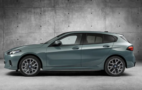 最便宜的進(jìn)口寶馬來了！第四代1系正式投產(chǎn)：搭載輕混動(dòng)力