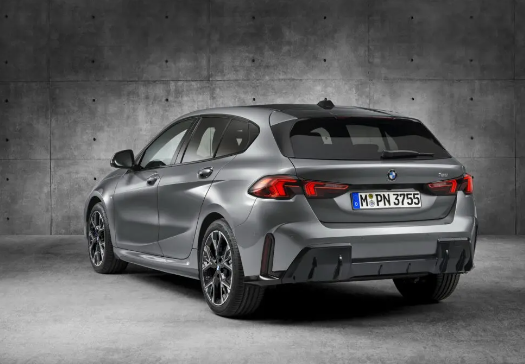 最便宜的進(jìn)口寶馬來了！第四代1系正式投產(chǎn)：搭載輕混動(dòng)力