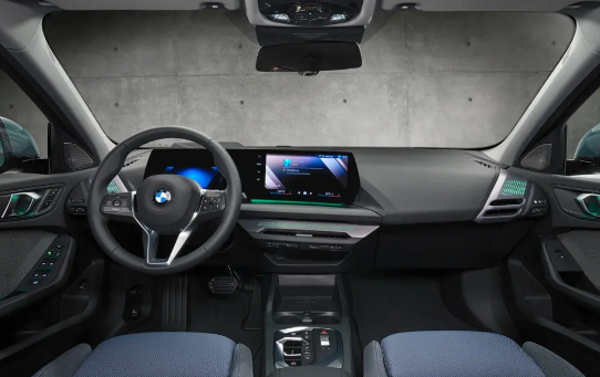 最便宜的進(jìn)口寶馬來了！第四代1系正式投產(chǎn)：搭載輕混動(dòng)力