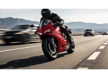 湖南明確禁摩上高速 高速公路條例修訂背后原因解讀