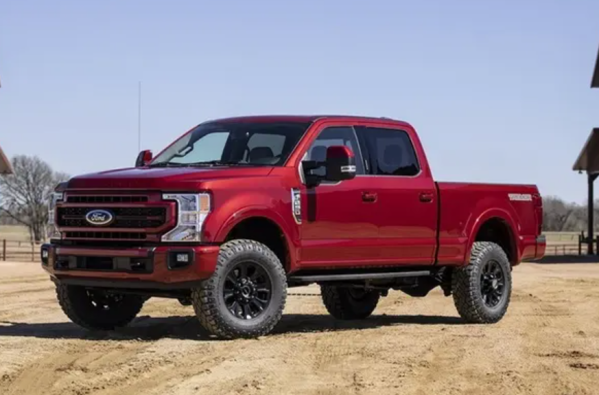 美式大V8來啦！福特Megazilla 7.3L發動機首次亮相