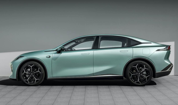 14.59萬元起！新款長安深藍SL03成都車展正式上市