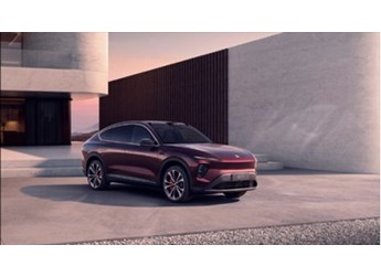 蔚來EC7 M42星云紅配色上新！另外還有8種配色可選