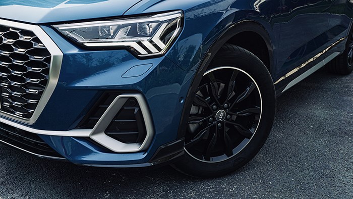 抓住你的眼球 奧迪Q3轎跑SUV評測