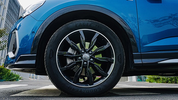 抓住你的眼球 奧迪Q3轎跑SUV評測