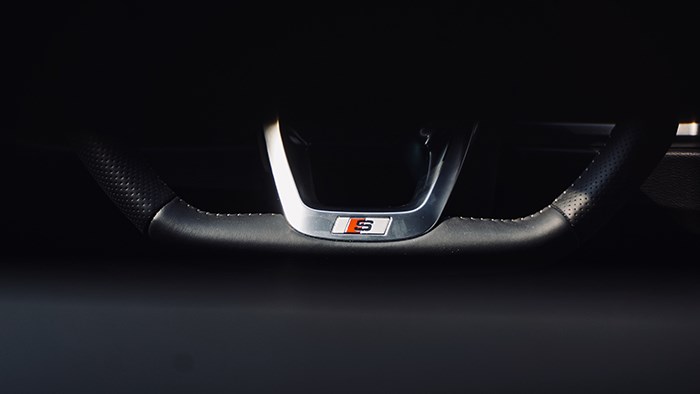 抓住你的眼球 奧迪Q3轎跑SUV評測