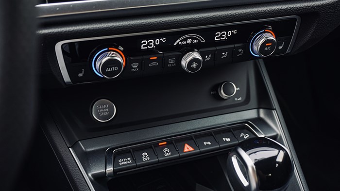 抓住你的眼球 奧迪Q3轎跑SUV評測