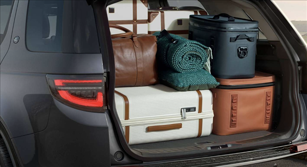 豪華品牌加持、標配四驅！2025款發現運動版上市：售38.83萬起