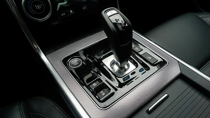 專為運動而造 捷豹XEL評測 