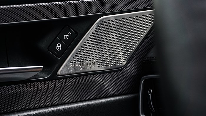 專為運動而造 捷豹XEL評測 