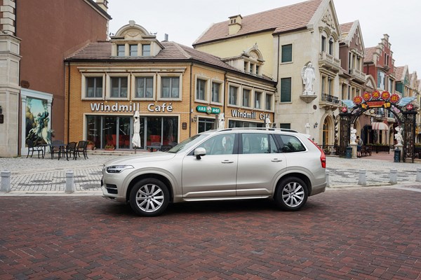 北歐豪華來(lái)客 試駕沃爾沃全新一代XC90