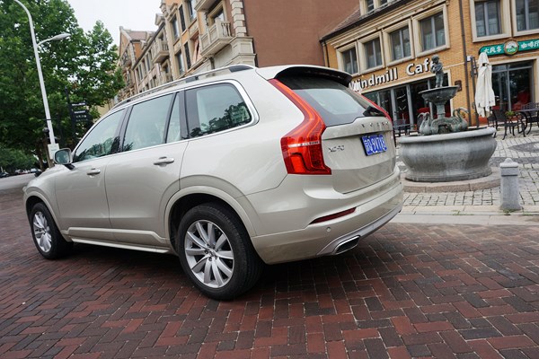 北歐豪華來(lái)客 試駕沃爾沃全新一代XC90