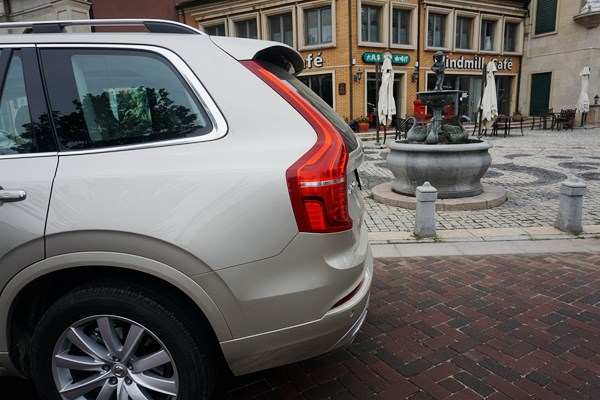 北歐豪華來(lái)客 試駕沃爾沃全新一代XC90