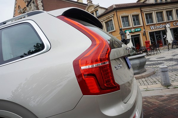 北歐豪華來(lái)客 試駕沃爾沃全新一代XC90