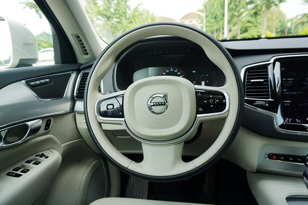 北歐豪華來(lái)客 試駕沃爾沃全新一代XC90