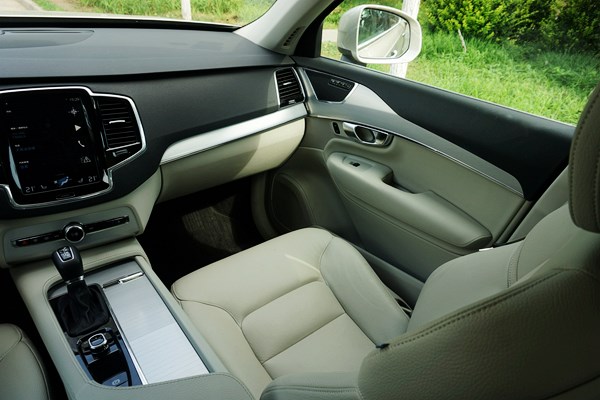 北歐豪華來(lái)客 試駕沃爾沃全新一代XC90