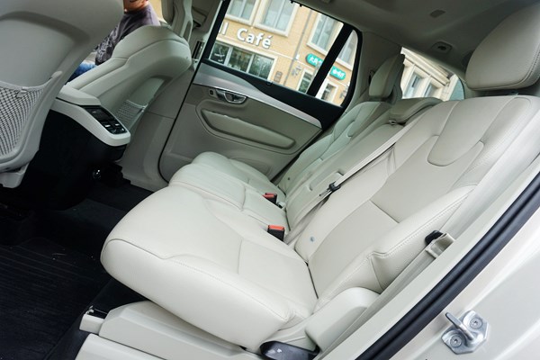 北歐豪華來(lái)客 試駕沃爾沃全新一代XC90