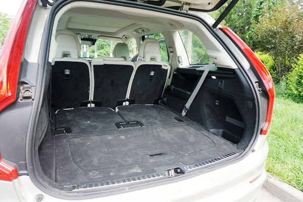 北歐豪華來(lái)客 試駕沃爾沃全新一代XC90