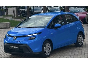 10月飛度銷量僅3臺 網友調侃：最懂車的人又增加3個